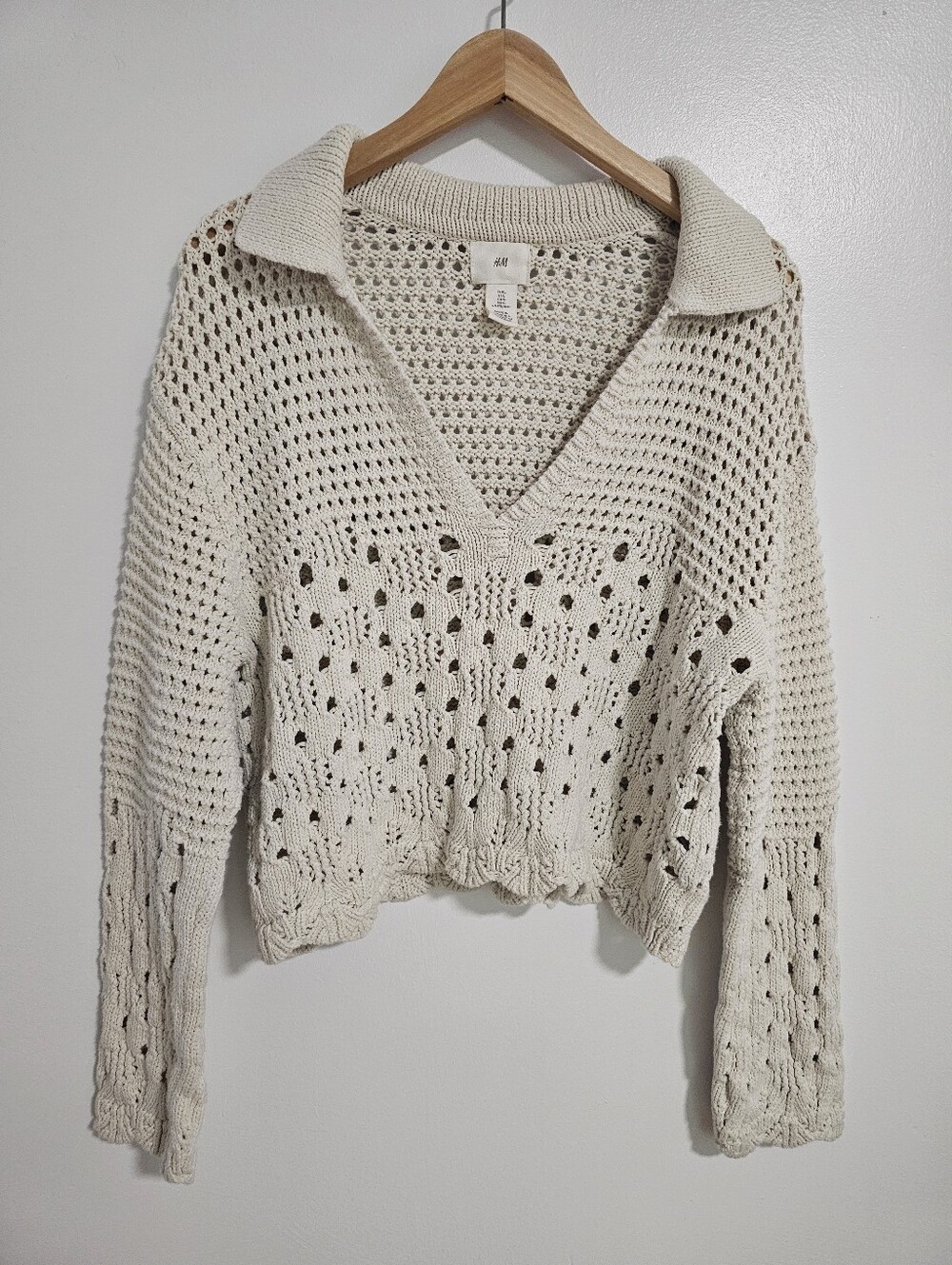 H&M Crochet V-Neck Sweater Cream Size Large 100% Cotton Boho